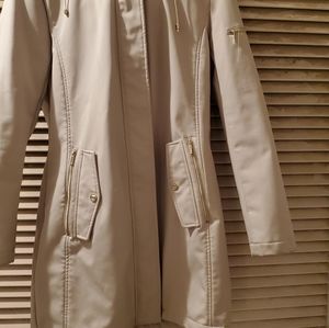 Ivanka trump trench coat